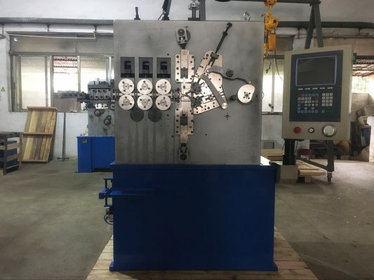 Macchina d'avvolgimento della primavera di CNC di cinque assi per la fabbricazione della molla di compressione