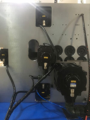 Macchina d'avvolgimento della primavera di CNC di cinque assi per la fabbricazione della molla di compressione